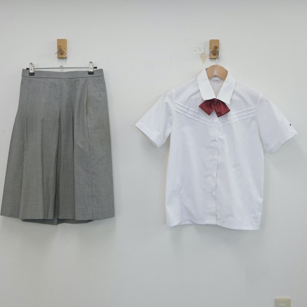 【中古】大阪府 大阪市立南高等学校 女子制服 3点（シャツ・スカート）sf015348