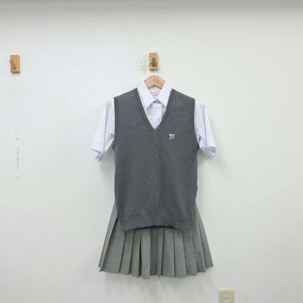 【中古】愛知県 名東高等学校 女子制服 3点（シャツ・ニットベスト・スカート）sf015362