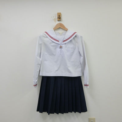 【中古】秋田県 本荘北中学校 女子制服 2点（セーラー服・スカート）sf015398