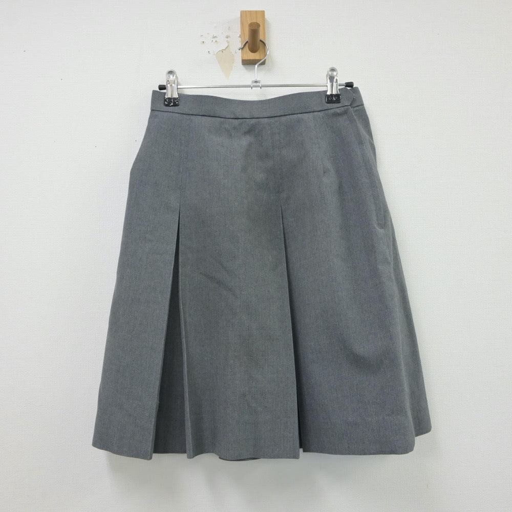 【中古】東京都 東京都立日比谷高等学校 女子制服 2点（シャツ・スカート）sf015423