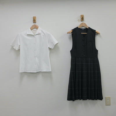 【中古】佐賀県 佐賀女子高等学校 女子制服 2点（シャツ・ジャンパースカート）sf015454