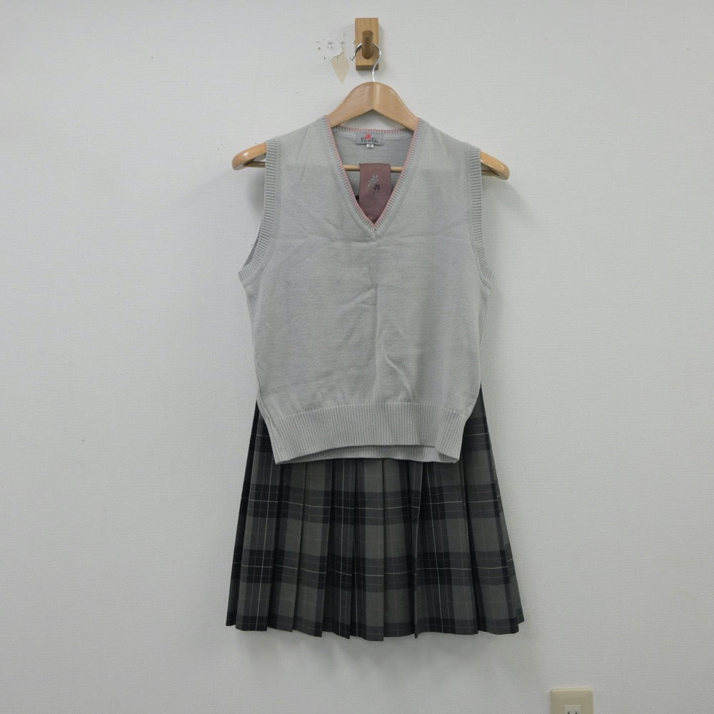 【中古】東京都 日本大学高等学校 女子制服 4点（ニットベスト・スカート）sf015470