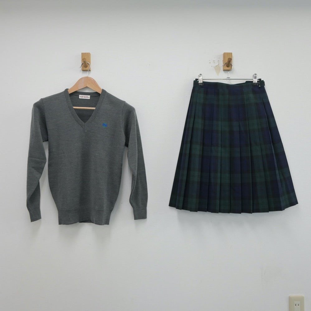 【中古】栃木県 野木第二中学校 女子制服 2点（ニット・スカート）sf015602