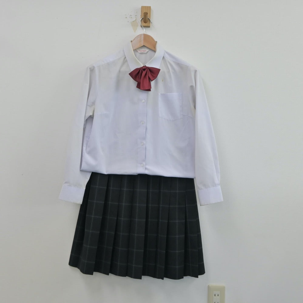 【中古】茨城県 細谷高等専修学校 女子制服 4点（ブレザー・シャツ・スカート）sf015642