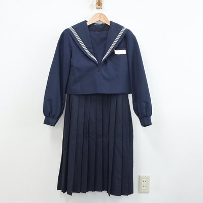 【中古】福岡県 粕屋東中学校 女子制服 2点（セーラー服・ジャンパースカート）sf015643