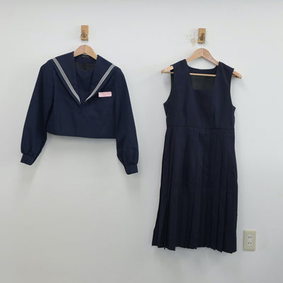 【中古】福岡県 粕屋東中学校 女子制服 2点（セーラー服・ジャンパースカート）sf015643