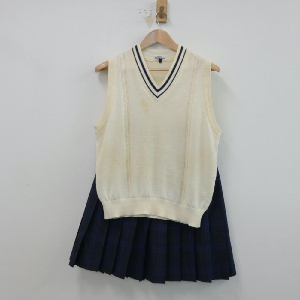 【中古】茨城県 細谷高等専修学校 女子制服 3点（セーラー服・ニットベスト・スカート）sf015648