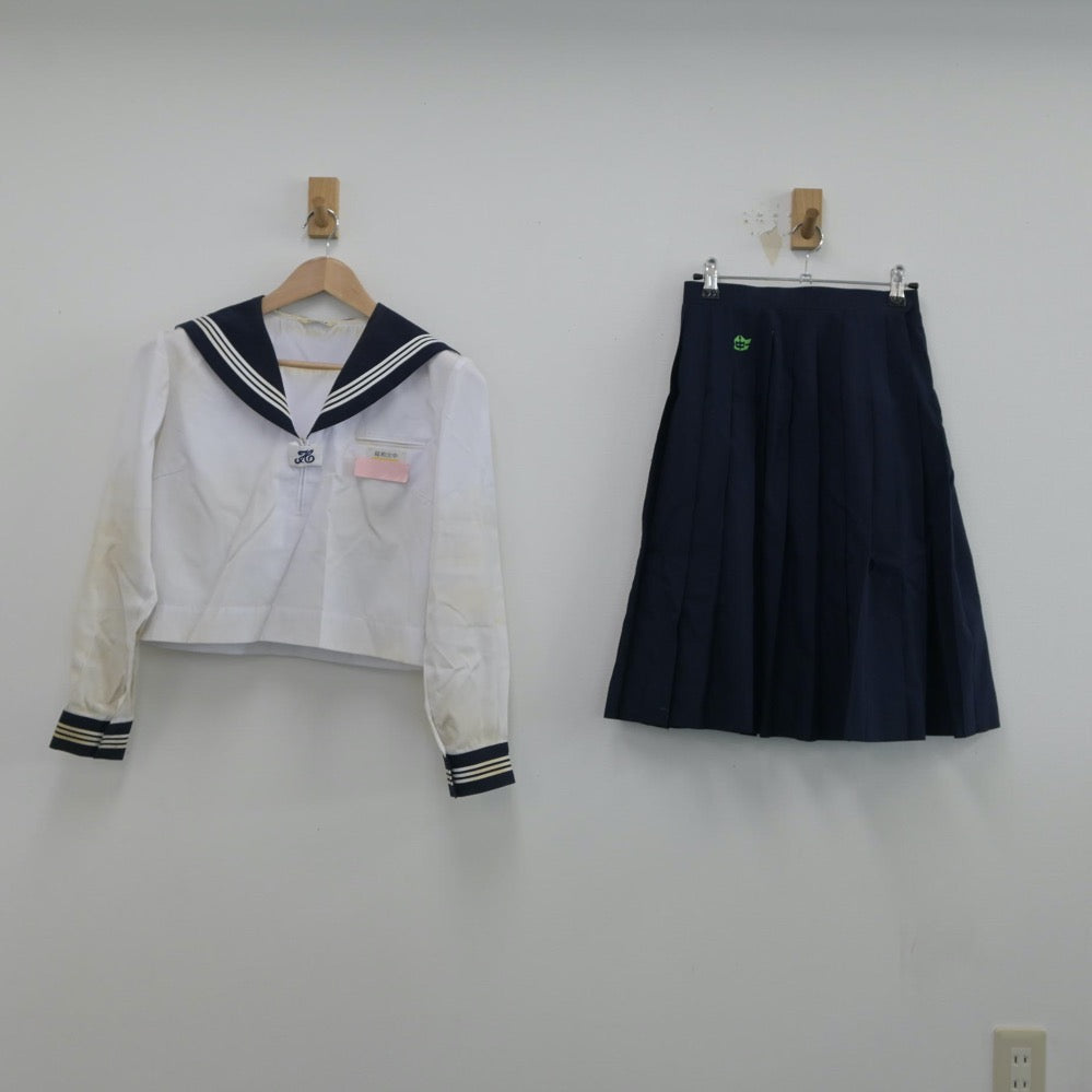 【中古】茨城県 総和北中学校 女子制服 2点（セーラー服・スカート）sf015650