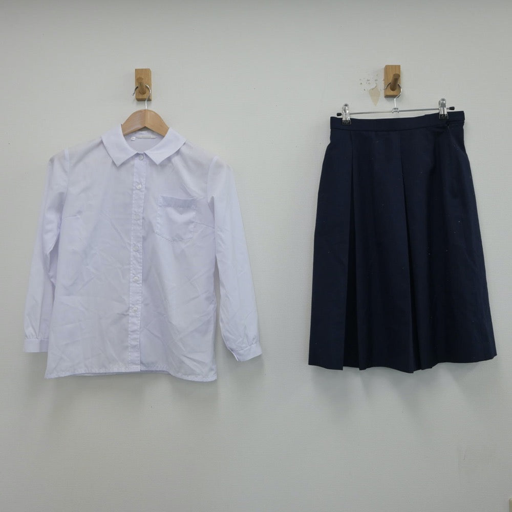 【中古】兵庫県 江井島中学校 女子制服 3点（シャツ・ニット・スカート）sf015721