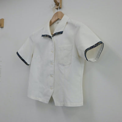 【中古】愛媛県 伊予高等学校 女子制服 2点（シャツ）sf015738