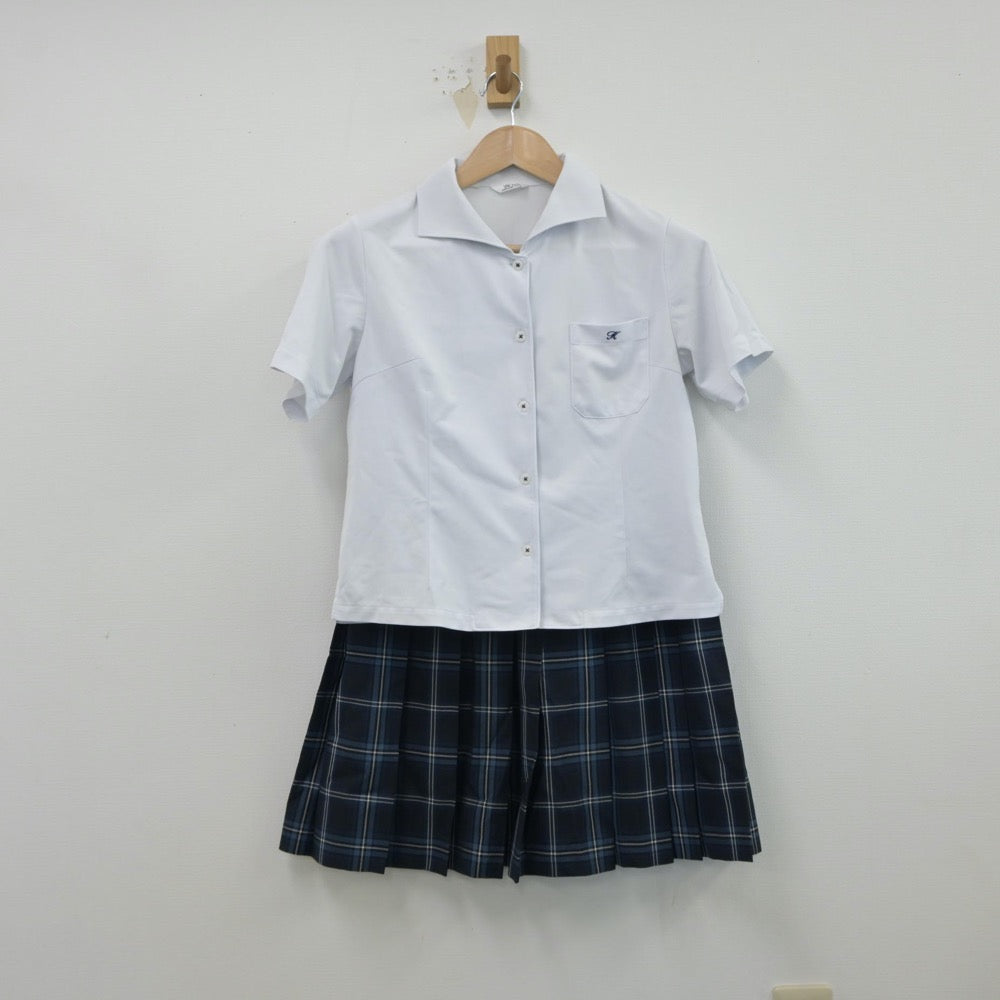 【中古】福岡県 古賀竟成館高等学校 女子制服 4点（シャツ・スカート）sf015746