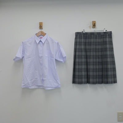 【中古】群馬県 群馬県立大間々高等学校 女子制服 2点（シャツ・スカート）sf015764