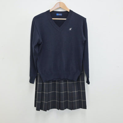 【中古】東京都 駒澤大学高等学校 女子制服 2点（ニット・スカート）sf015823