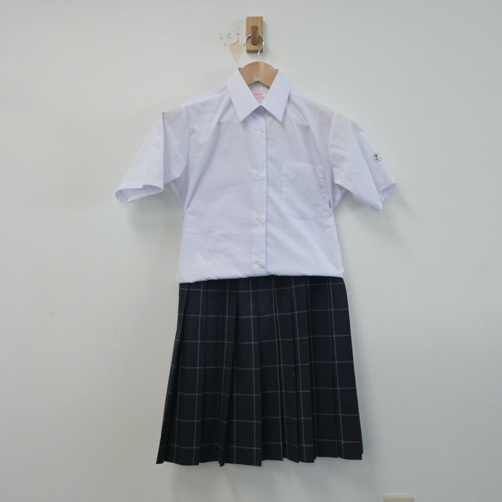 【中古】東京都 東京都足立区立東綾瀬中学校 女子制服 4点（シャツ・ニットベスト・スカート）sf015942