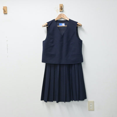 【中古】北海道 釧路景雲中学校 女子制服 4点（ブレザー・ベスト・スカート）sf016016