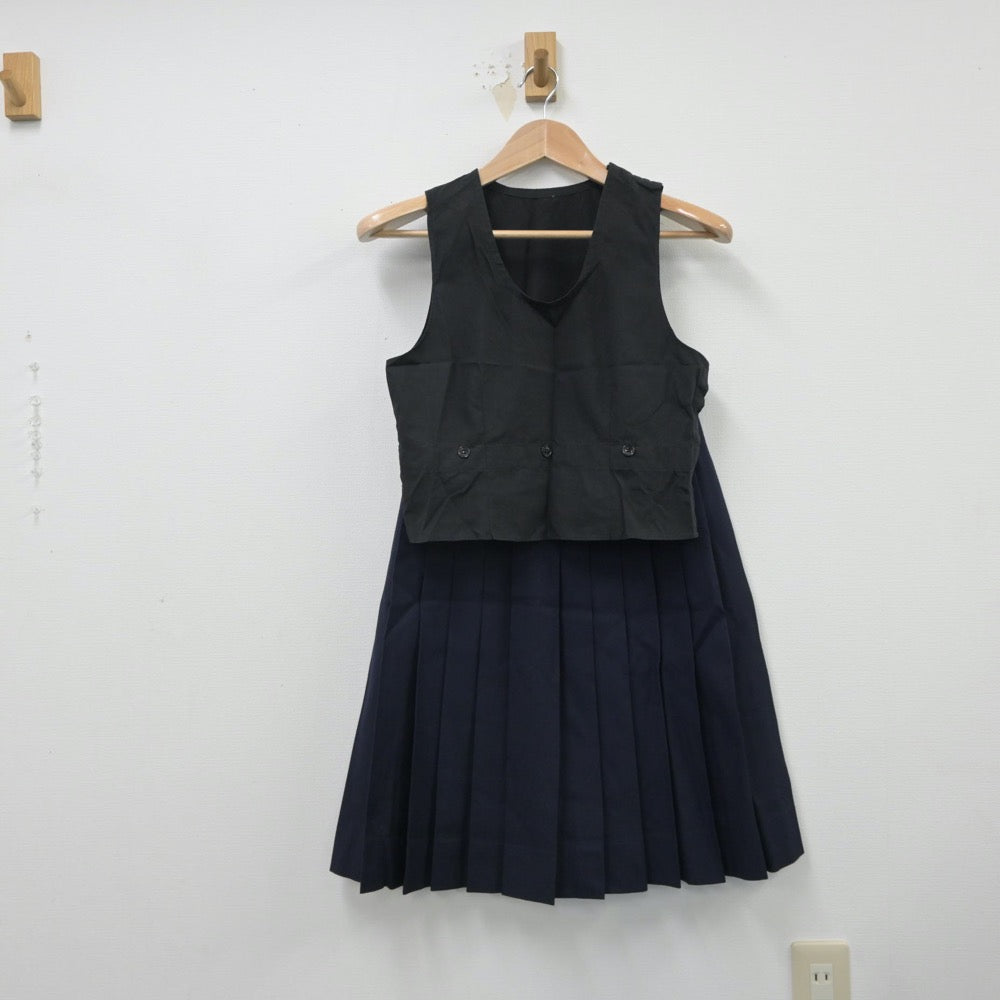 【中古】東京都 大妻女子中学校 女子制服 3点（セーラー服・ニット・スカート）sf016036