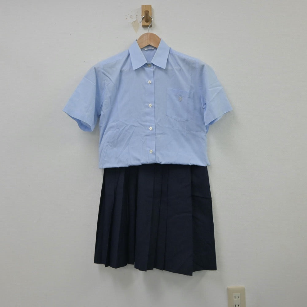 【中古】東京都 吉祥女子中学校 女子制服 3点（シャツ・ニットベスト・スカート）sf016038