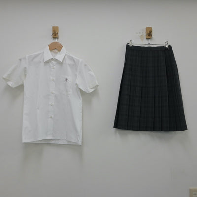 【中古】岐阜県 岐阜済美高等学校 女子制服 3点（シャツ・ニットベスト・スカート）sf016045