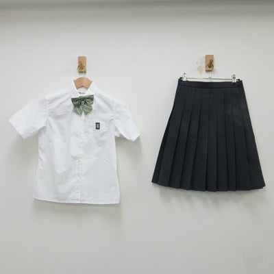 【中古】栃木県 宇都宮東高等学校・附属中学校 女子制服 4点（シャツ・ニットベスト・スカート）sf016097