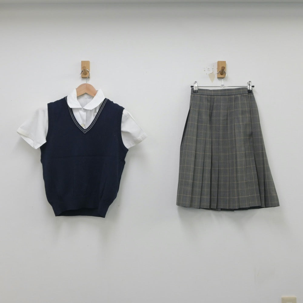 中古制服】富山県 入善高等学校 女子制服 3点（シャツ・ニットベスト