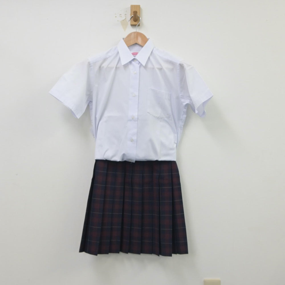 【中古】福岡県 中間東中学校 女子制服 2点（シャツ・スカート）sf016159