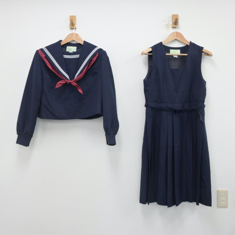 【中古】福岡県 横手中学校 女子制服 3点（セーラー服・ジャンパースカート）sf016224