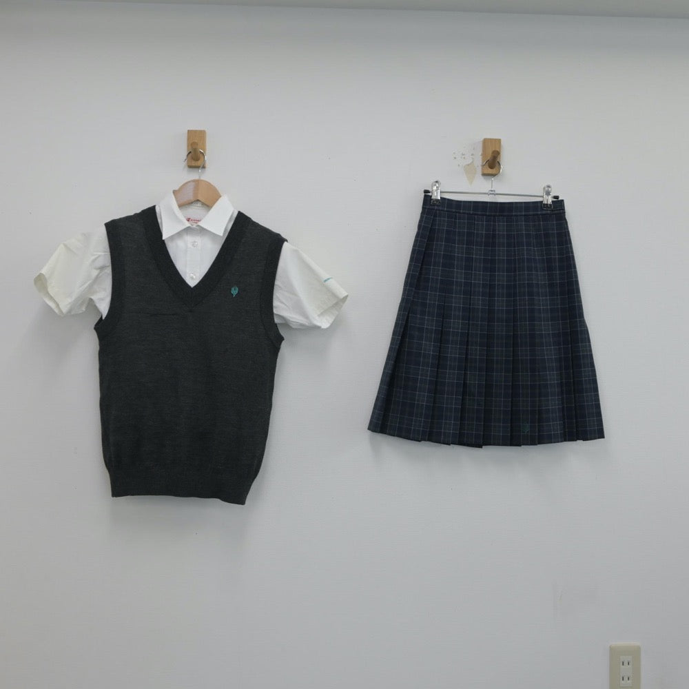 【中古】大阪府 大阪学芸高等学校 女子制服 3点（シャツ・ニットベスト・スカート）sf016321