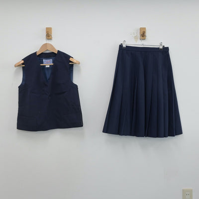 【中古】新潟県 亀田中学校 女子制服 3点（ベスト・スカート・スカート）sf016345