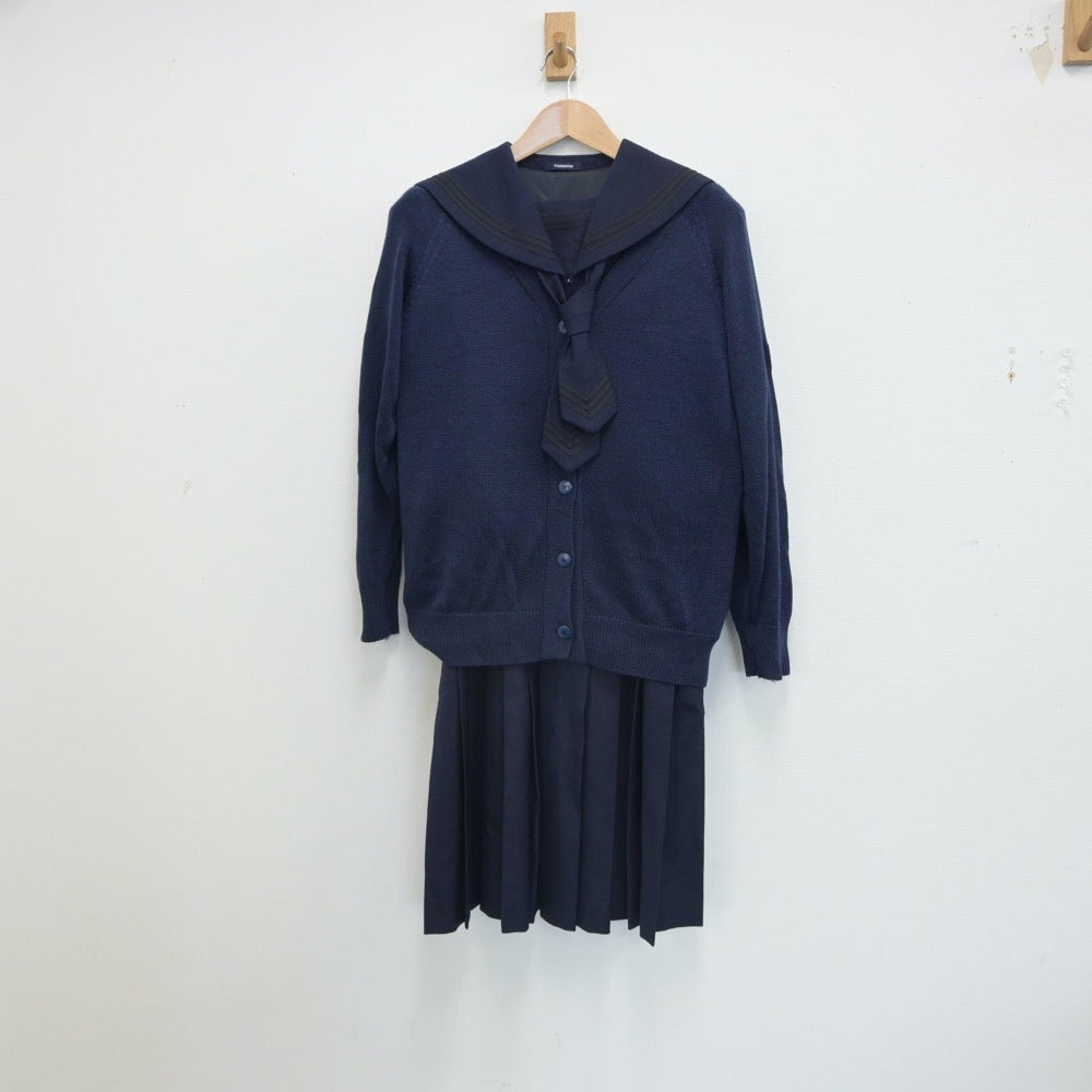 【中古】北海道 私立藤女子高等学校 女子制服 4点（セーラー服・コート・ニット・ジャンパースカート）sf016362