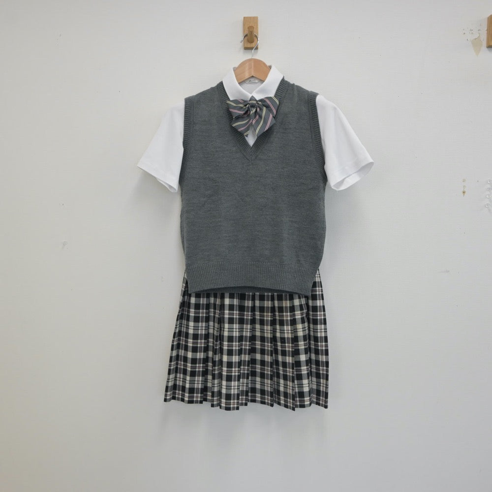 【中古】東京都 中央大学附属中学校 女子制服 4点（シャツ・ニットベスト・スカート）sf016393