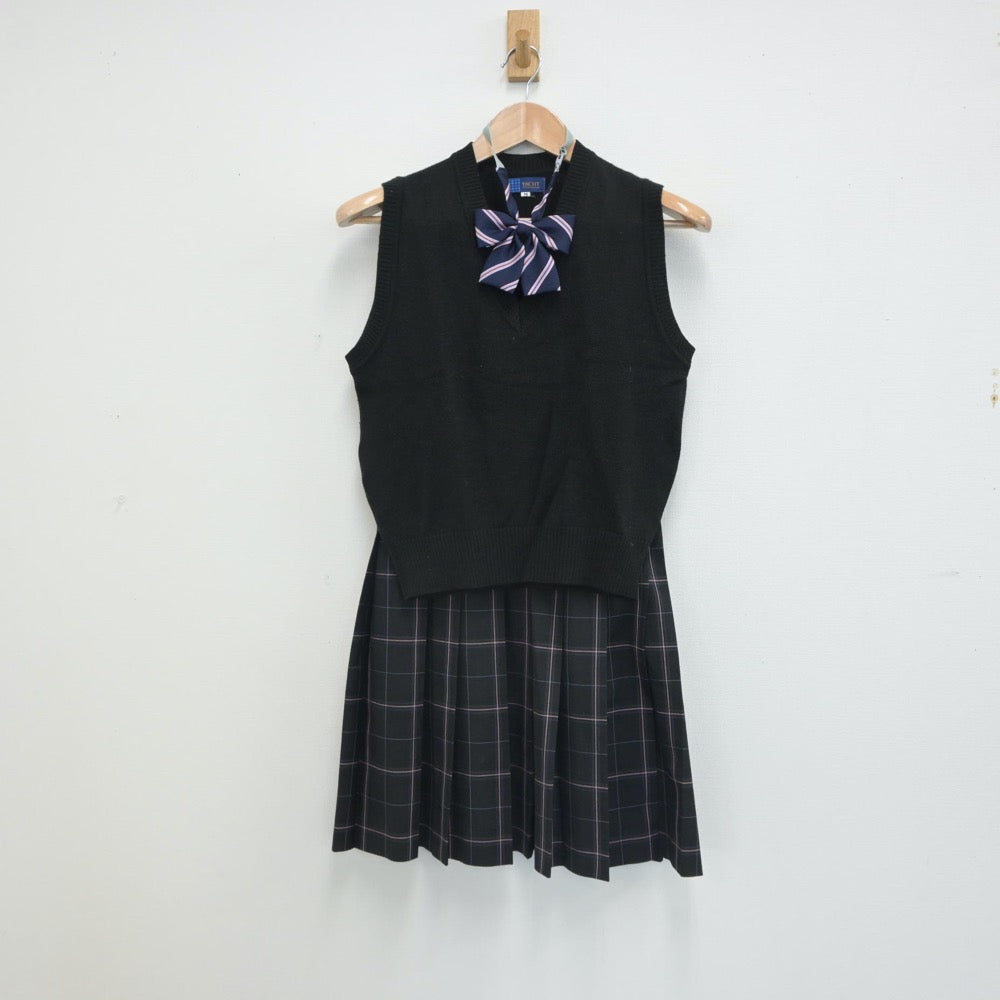 【中古】東京都 中央大学附属中学校 女子制服 3点（ニットベスト・スカート）sf016400