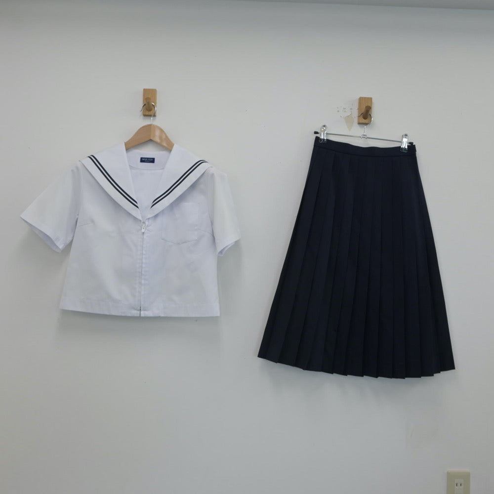 【中古】愛知県 豊田市上郷中学校 女子制服 3点（セーラー服・スカート）sf016432