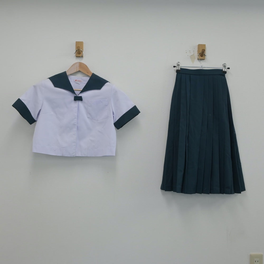 【中古】鹿児島県 鹿児島大学教育学部附属中学校 女子制服 2点（セーラー服・スカート）sf016438