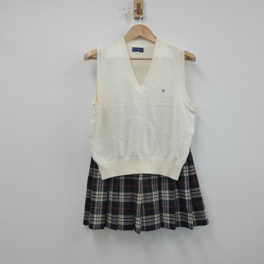 【中古】千葉県 千葉商科大学付属高等学校 女子制服 3点（ニットベスト・ニットベスト・スカート）sf016500