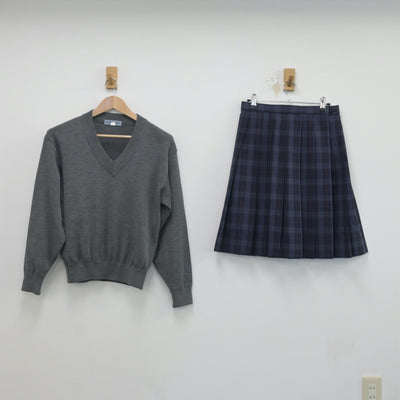 【中古】大阪府 津田中学校 女子制服 2点（ニット・スカート）sf016566