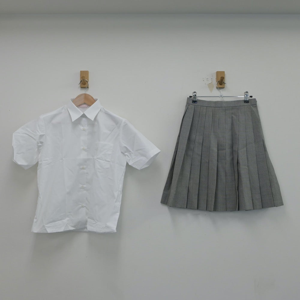 【中古】愛知県 名東高等学校 女子制服 2点（シャツ・スカート）sf016586