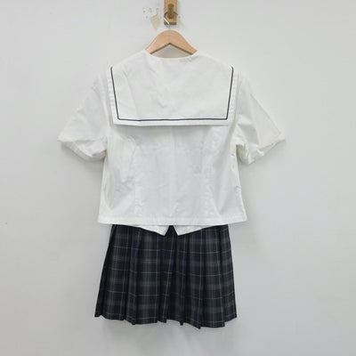 【中古】愛知県 菊華高等学校 女子制服 2点（セーラー服・スカート）sf016587