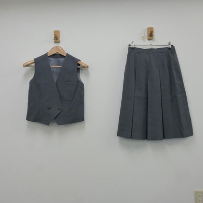 【中古】神奈川県 旭北中学校 女子制服 3点（ブレザー・スカート・ベスト）sf016682