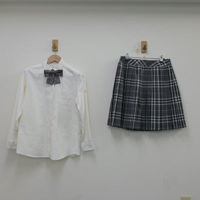 【中古】埼玉県 正智深谷高等学校 女子制服 4点（シャツ・スカート）sf016731