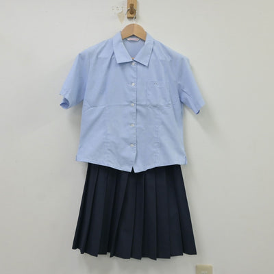 【中古】広島県 城北中学校 女子制服 2点（シャツ・スカート）sf016733