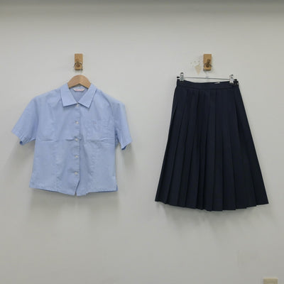 【中古】広島県 城北中学校 女子制服 2点（シャツ・スカート）sf016734