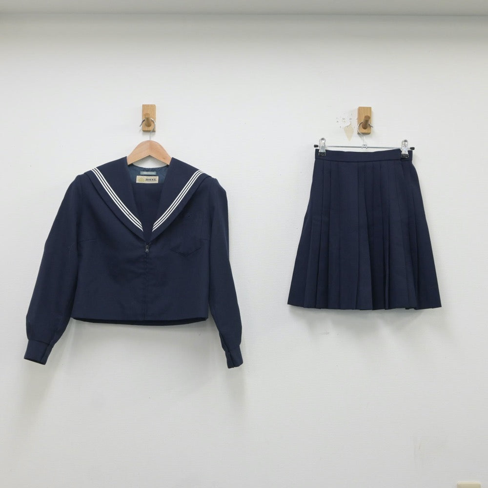 【中古】愛知県 桜台高等学校 女子制服 2点（セーラー服・スカート）sf016738