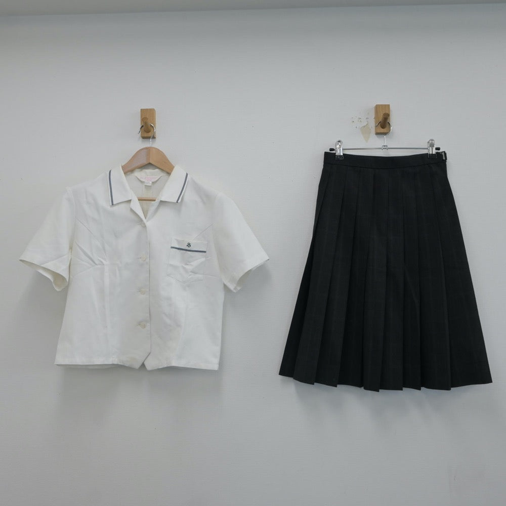 【中古】香川県 志度高等学校 女子制服 2点（シャツ・スカート）sf016758