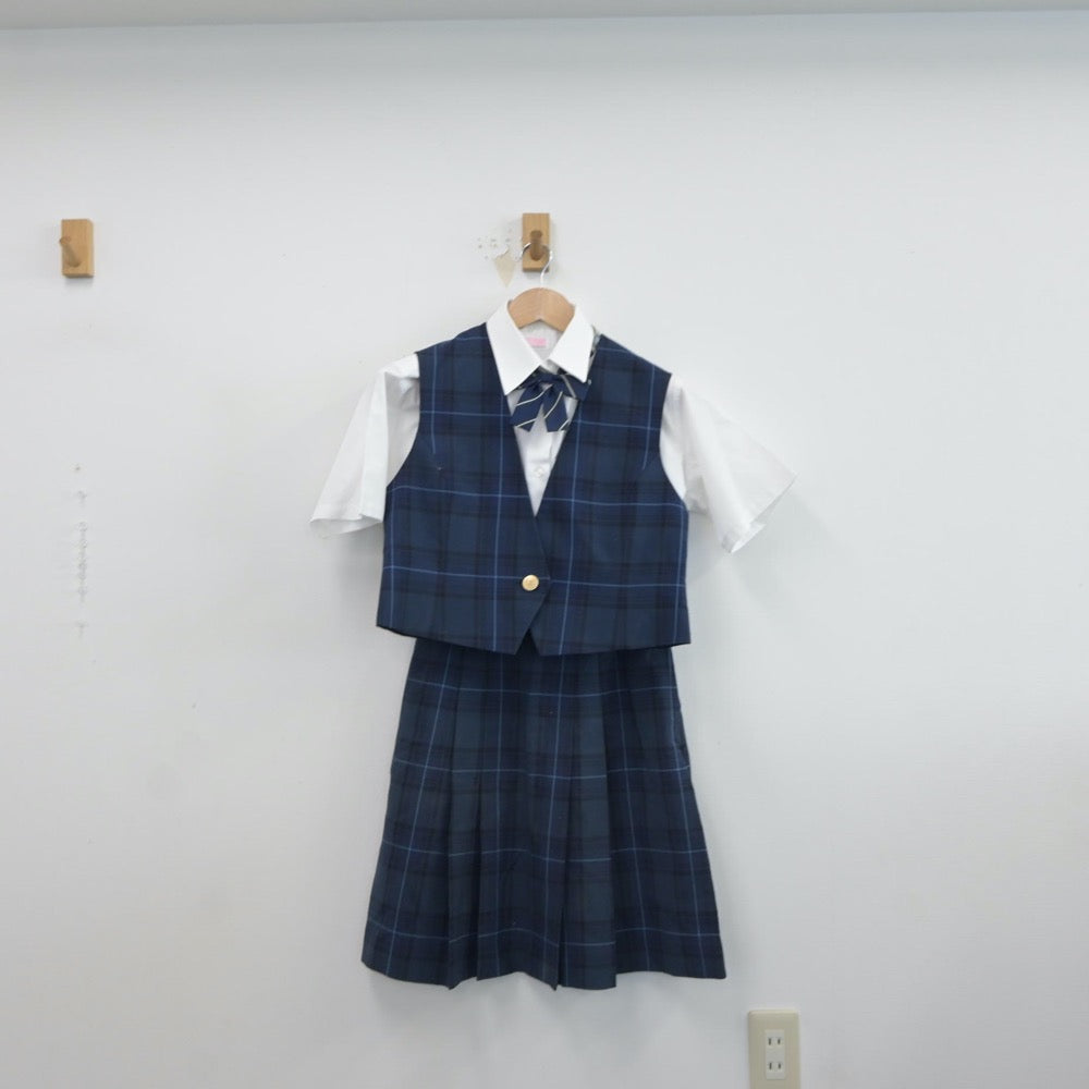 【中古】埼玉県 浦和北高等学校 女子制服 4点（シャツ・ベスト・スカート）sf016778