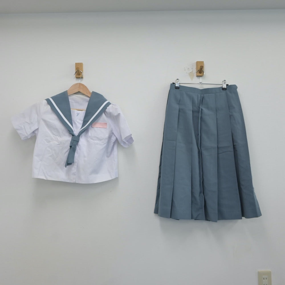 【中古】大分県 湯布院中学校 女子制服 2点（セーラー服・スカート）sf016781