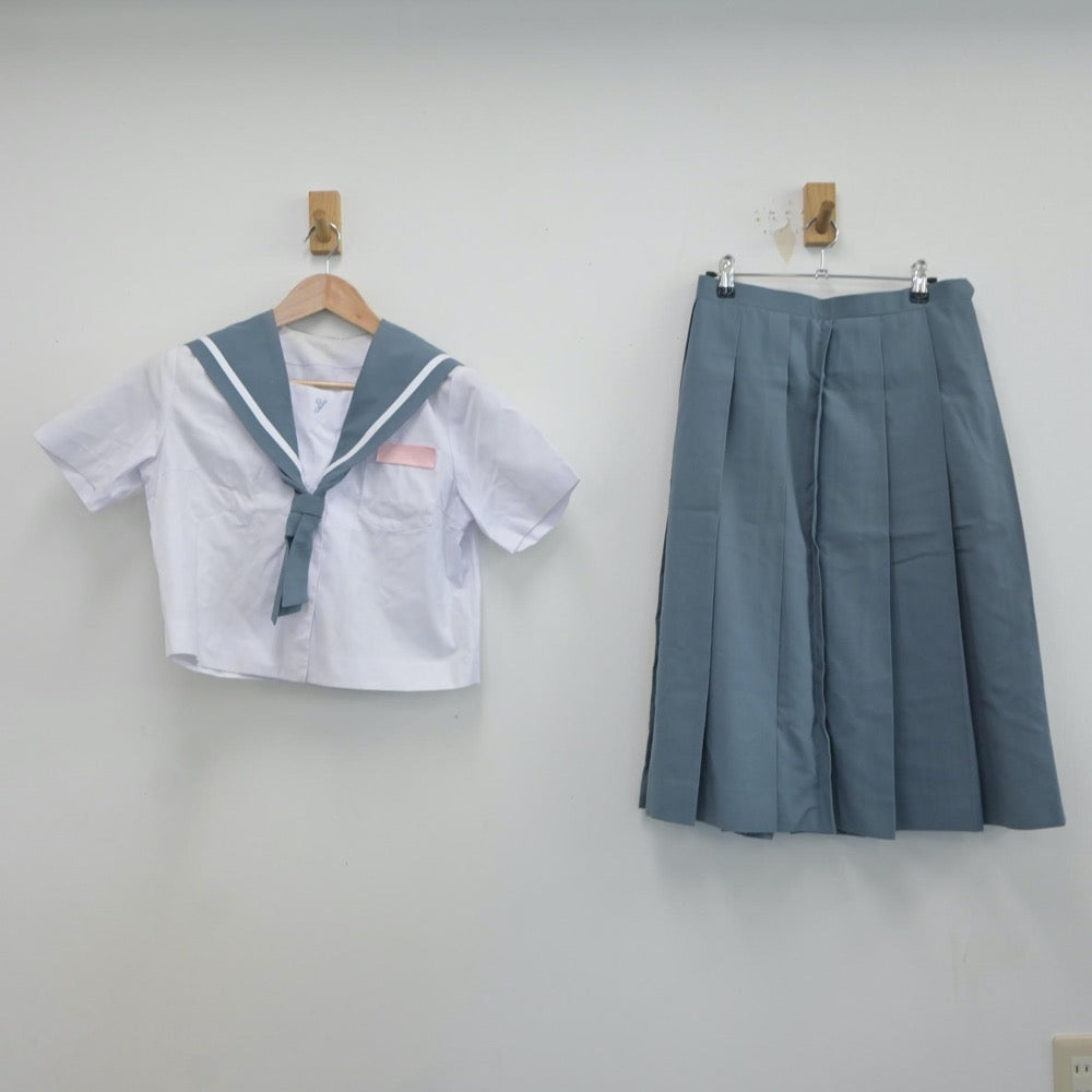 【中古】大分県 湯布院中学校 女子制服 2点（セーラー服・スカート）sf016782