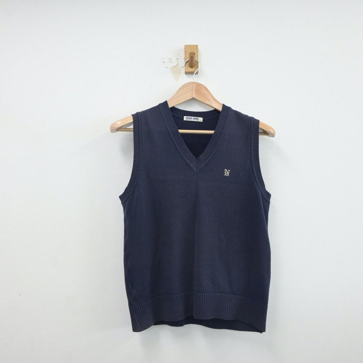 中古制服】福岡県 小倉西高等学校 女子制服 2点（シャツ・ニット