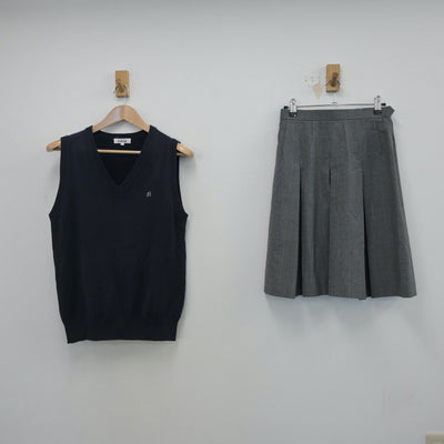 【中古】埼玉県 埼玉県立南陵高等学校 女子制服 3点（ニットベスト・スカート）sf016858