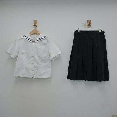 【中古】福岡県 飯塚高等学校 女子制服 2点（シャツ・スカート）sf016871