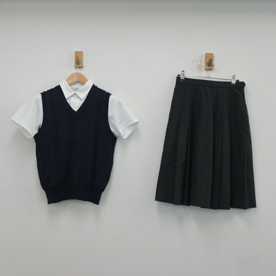 【中古】大阪府 東海大学付属大阪仰星高等学校 女子制服 4点（シャツ・ニットベスト・スカート）sf016959